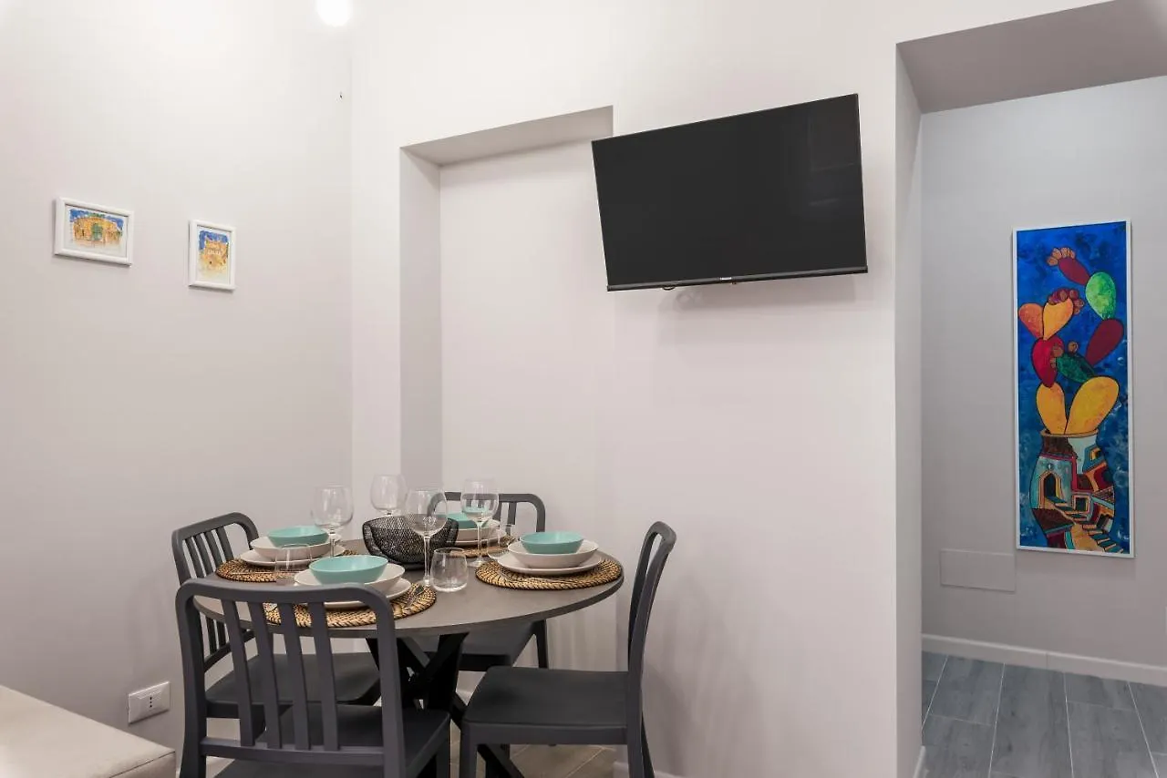 Apartment Le Porte Del Kassaro Palermo Italy
